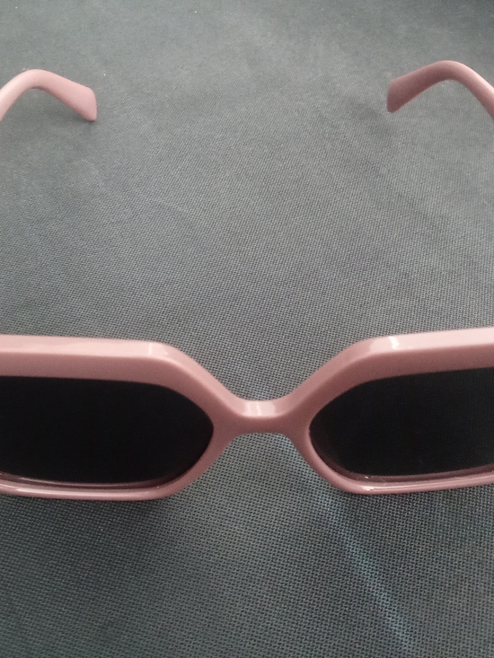 Accessories - Pink Retro Rectangle Women's Sunglasses